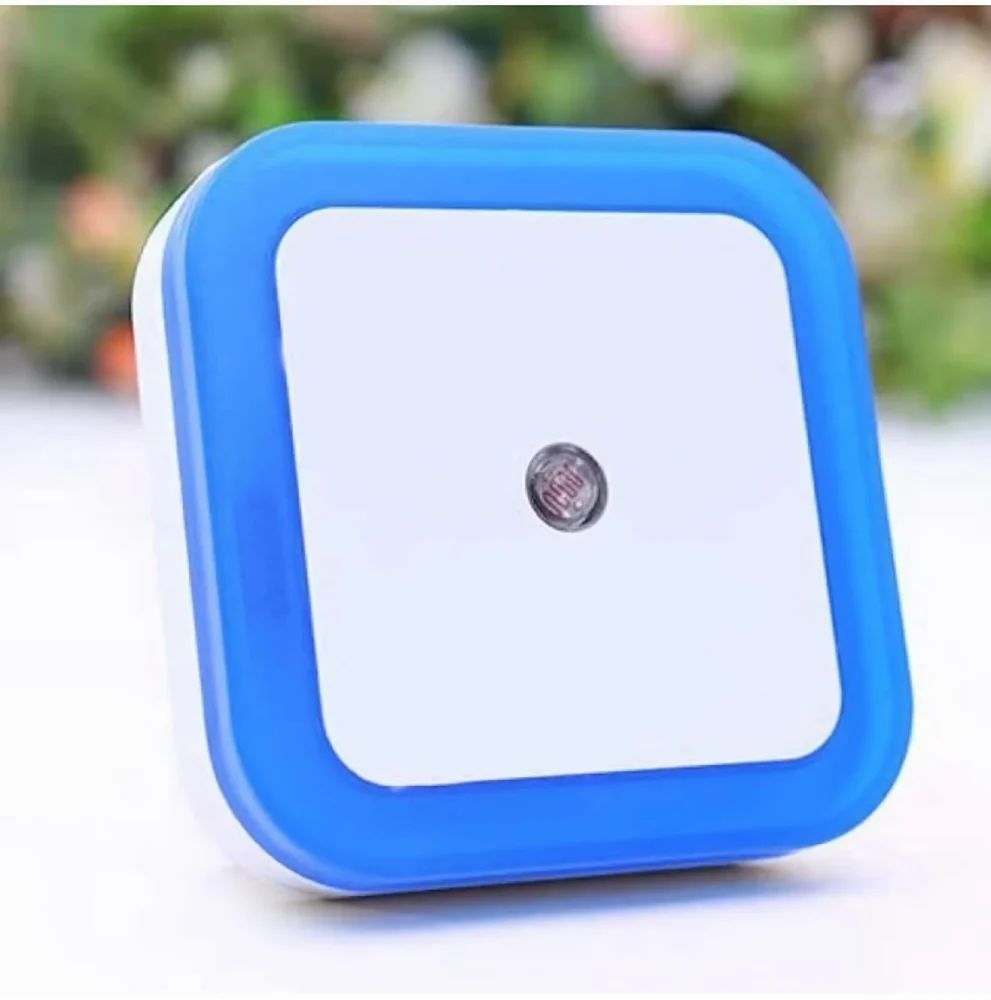 "Darkness Detector! β Smart LED Light for Every Room" π΅οΈββοΈπ‘